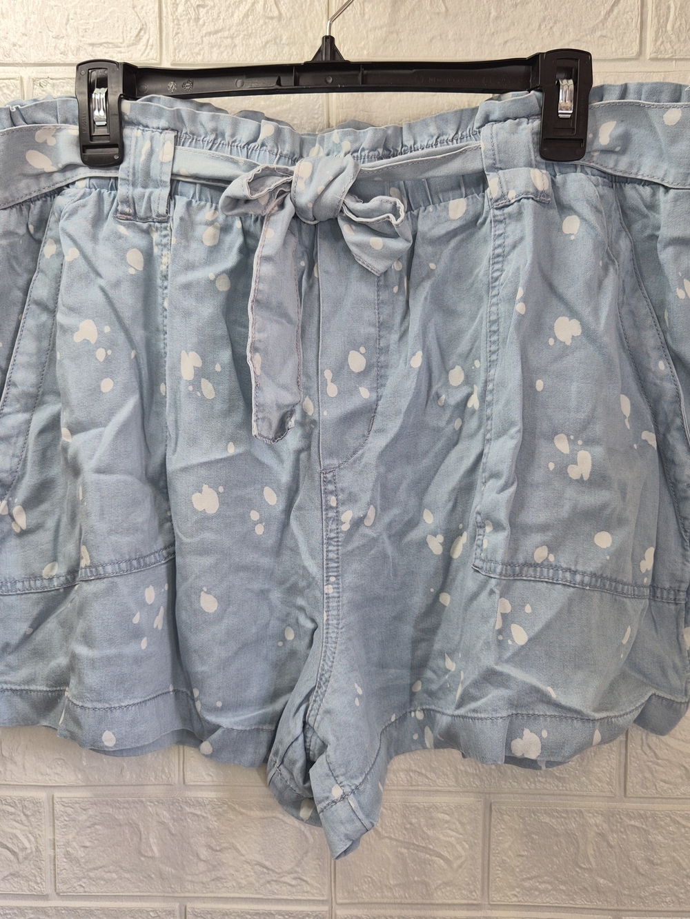 TIME AND TRU HIGH RISE PULL-ON BLEACH SPOT BLUE TENCEL SHORTS  Sz 2XL